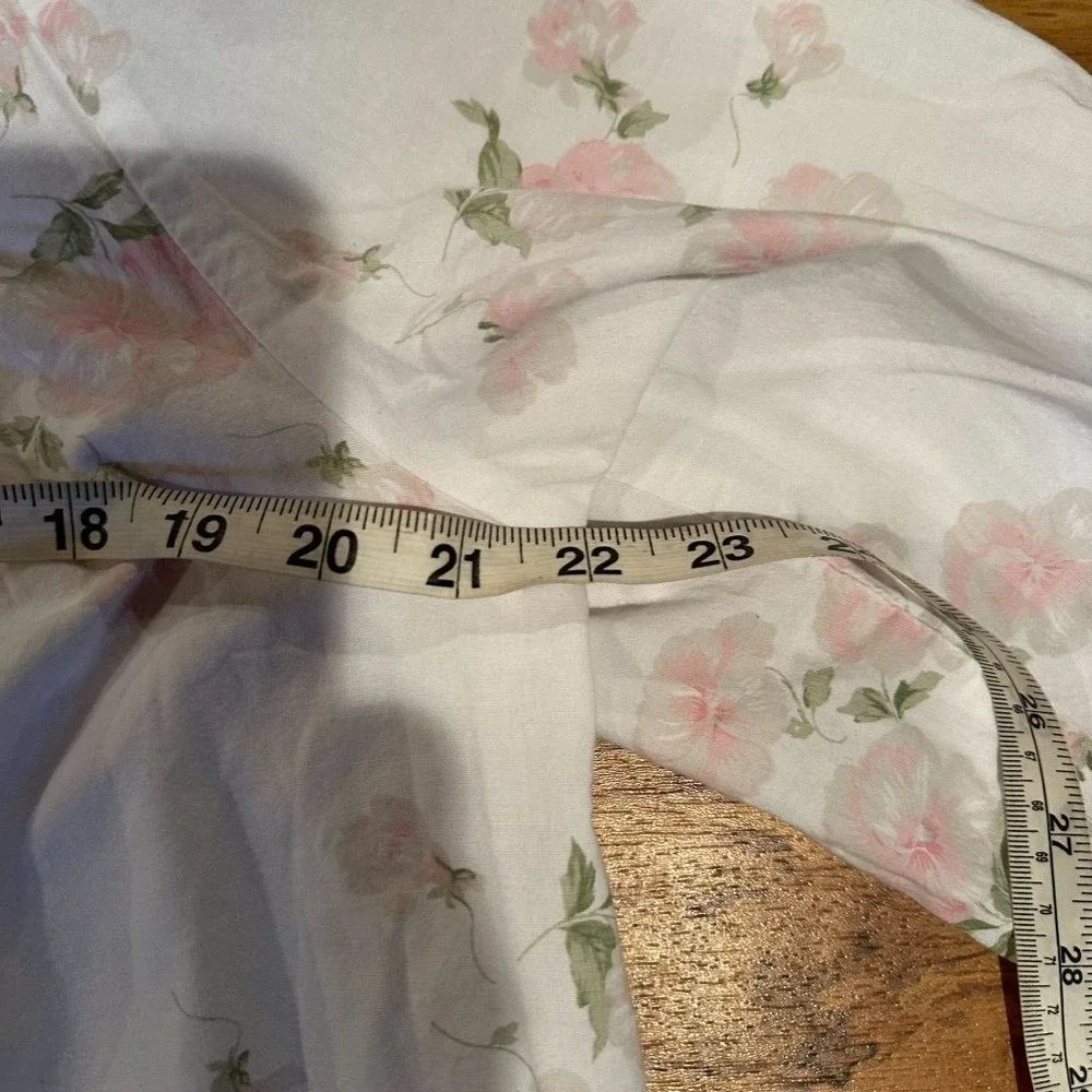 Victoria's Secret Vintage 1980's Prairie Lace Floral Night Gown, Size‎ Small